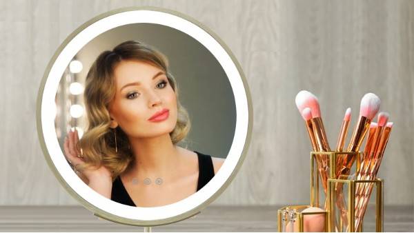 智能浴室镜定制：这个时代的护理新选择