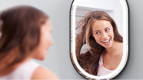 卫生间浴室镜的智能化与舒适体验